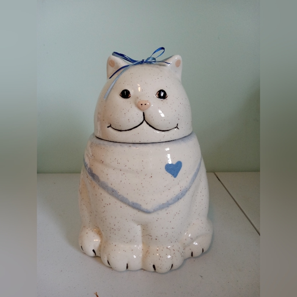 Vintage cat cookie jar